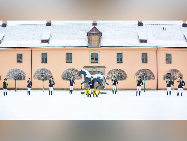 Moritzburger Gestütsfanfaren im historischen Innenhof