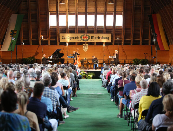 Musik und Hengste Landgestüt Moritzburg